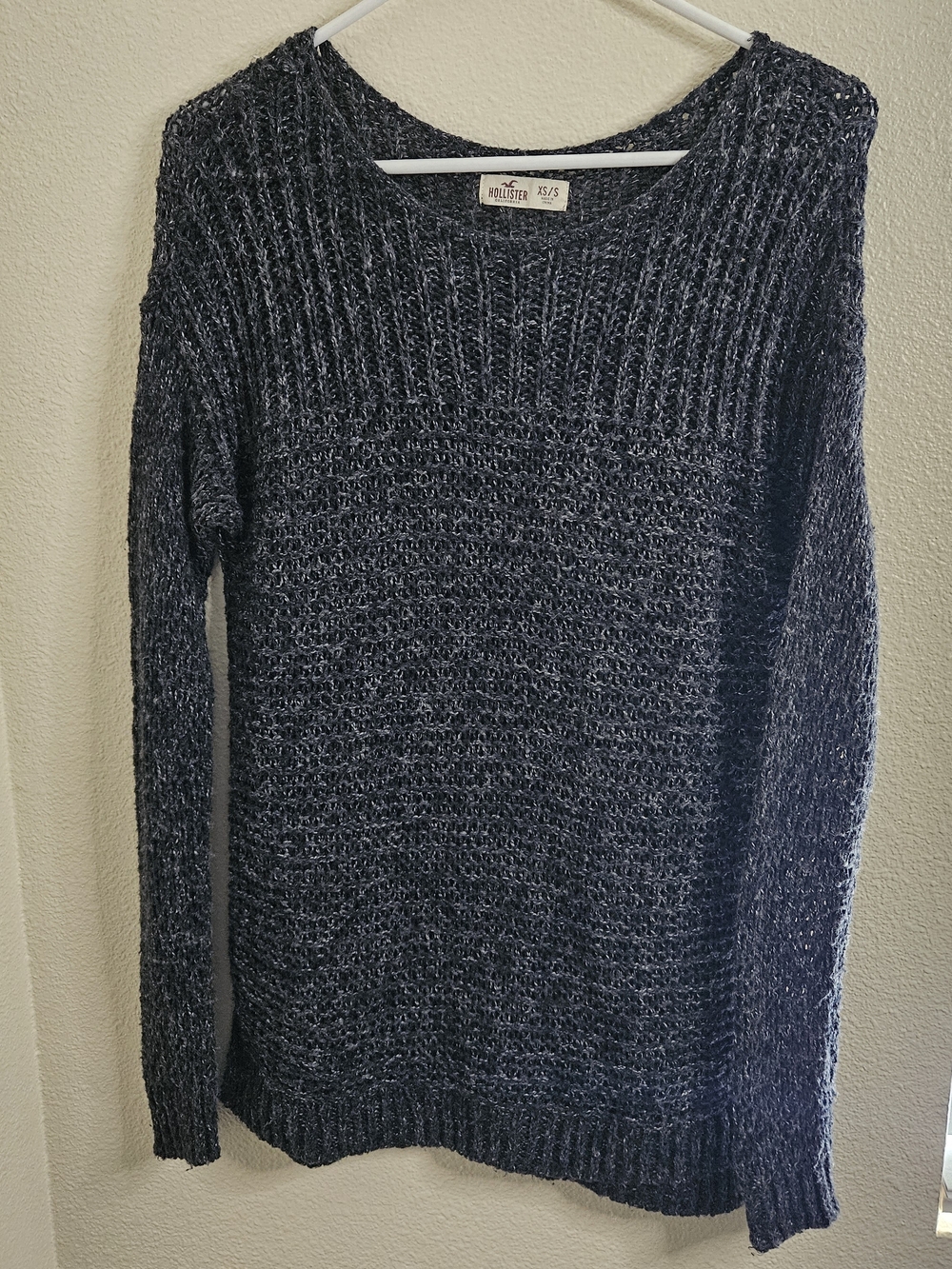 Hollister Women's Charcoal Knit Crewneck Sweater
